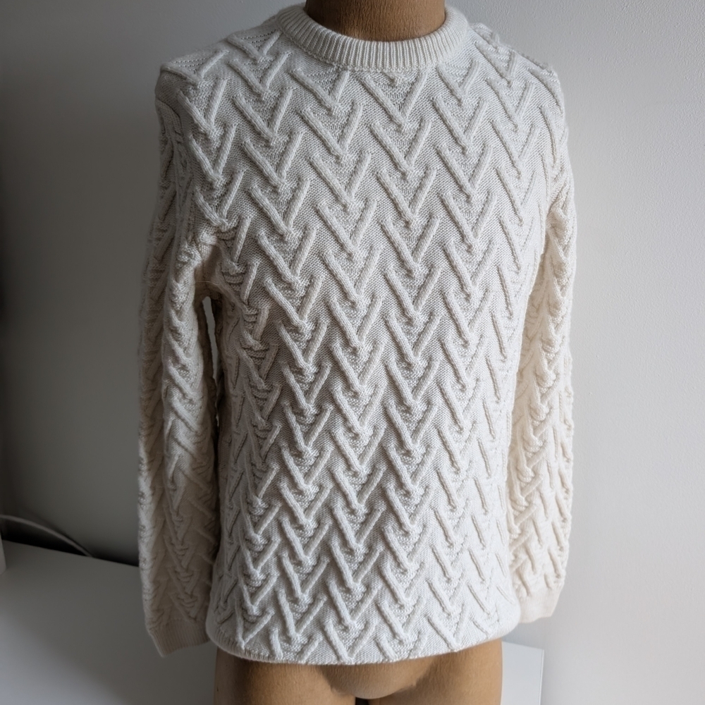 Zara White Crew Neck Sweater with Textured Knit